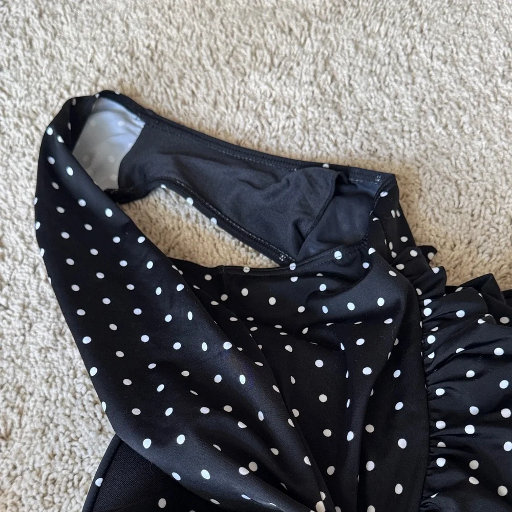 Swimsuits for All Women's One Piece Swimsuit Size 14 Polka Dot Black White EUC